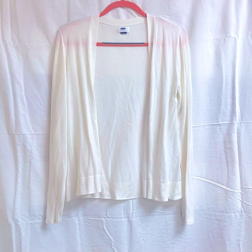 White long-sleeve sweater